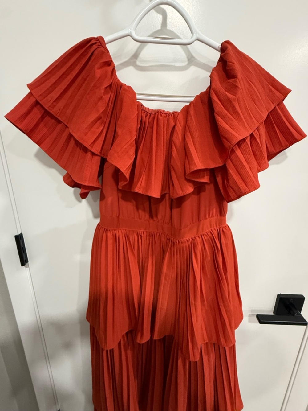 Beulah Style Off Shoulder Layered Pleated Dress Orange Size S NWT - Picture 4 of 9